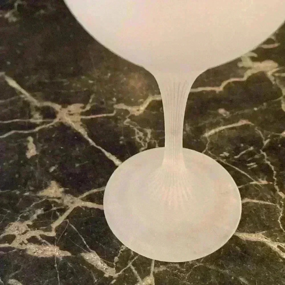 Vintage Frosted Glass Wine Decanter & Glass Set - Picture 6 of 16